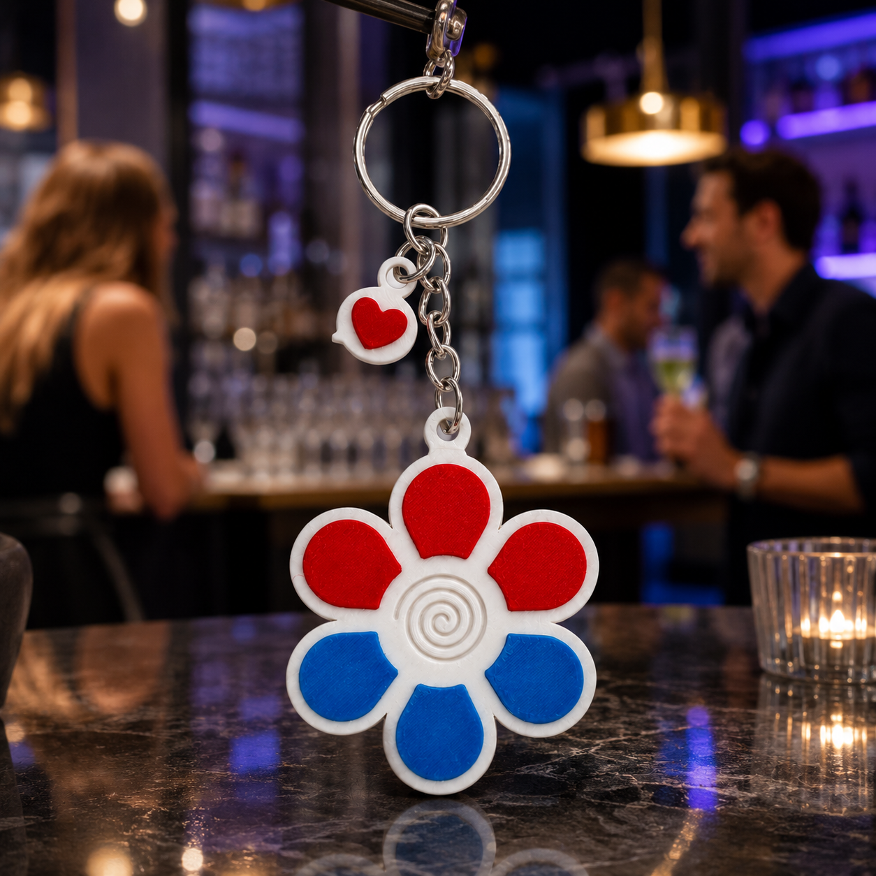 Porte-clé fleur tricolore Luxembourg, souvenir du Luxembourg vue 2